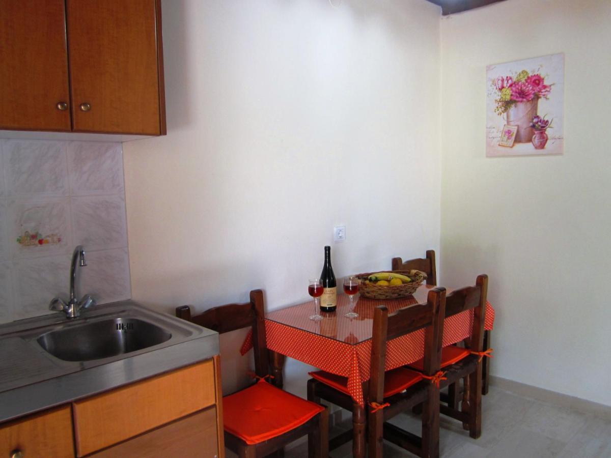 Summerlife Apartments Roda  Room photo